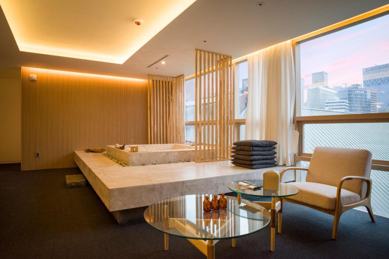 Uh Suite The Myeongdong سيول المظهر الخارجي الصورة