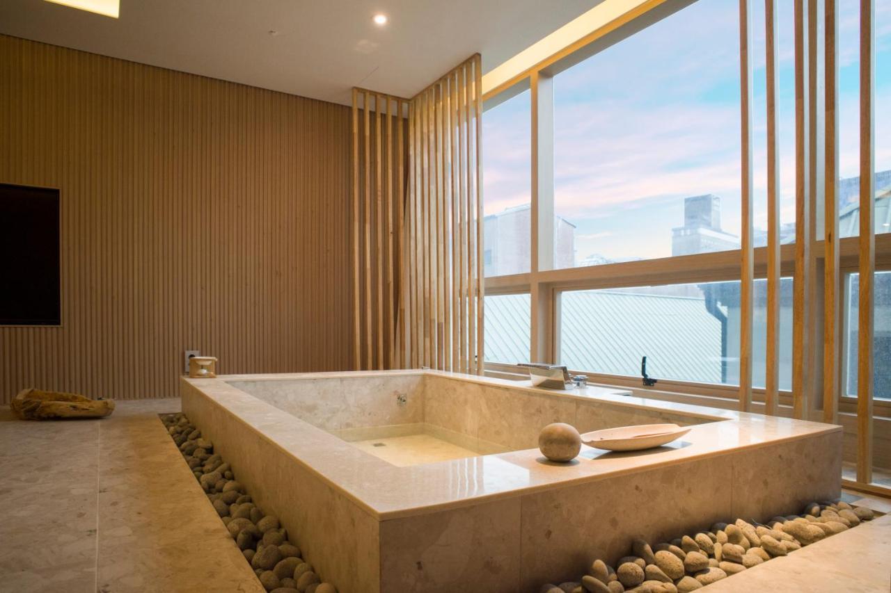 Uh Suite The Myeongdong سيول المظهر الخارجي الصورة