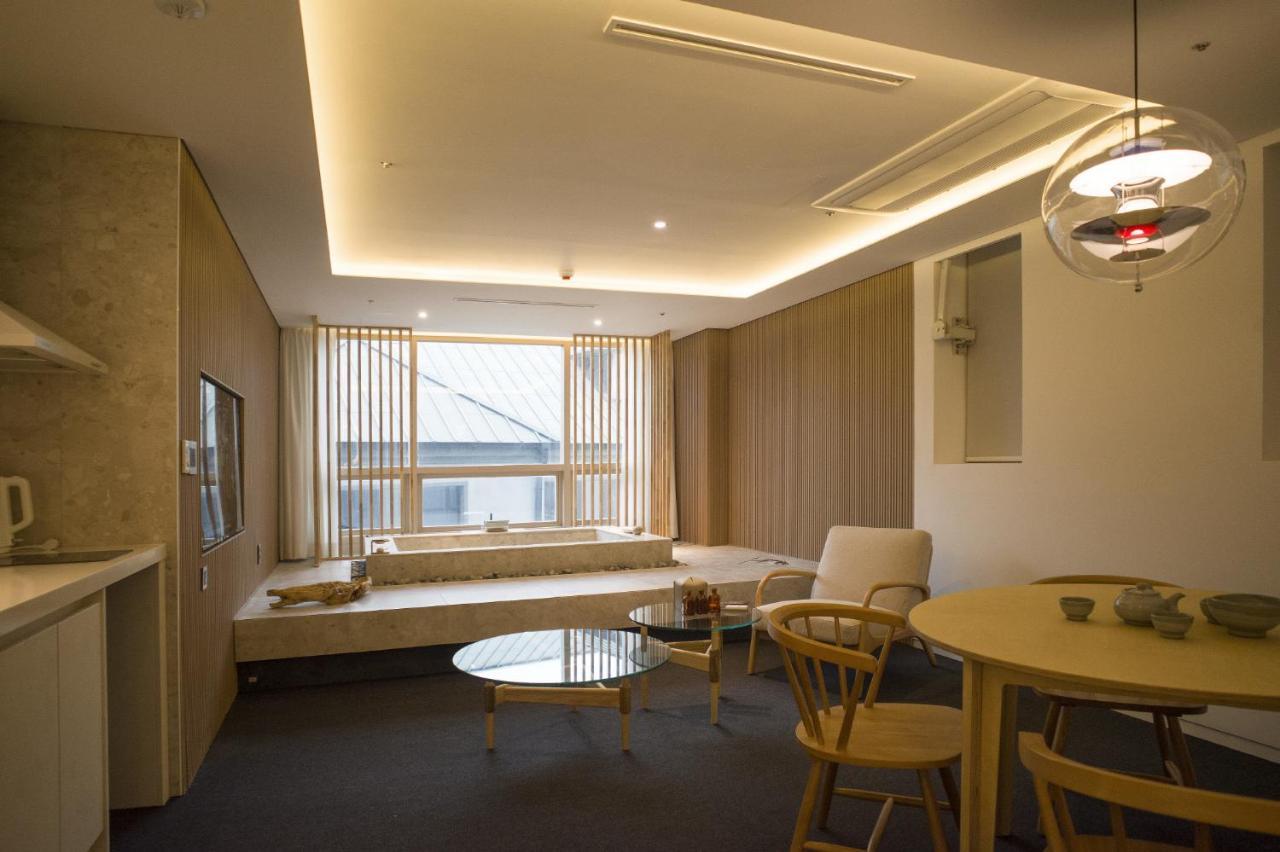 Uh Suite The Myeongdong سيول المظهر الخارجي الصورة