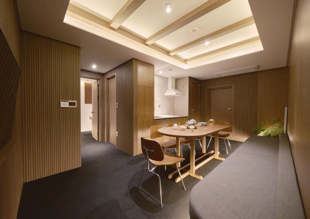 Uh Suite The Myeongdong سيول المظهر الخارجي الصورة