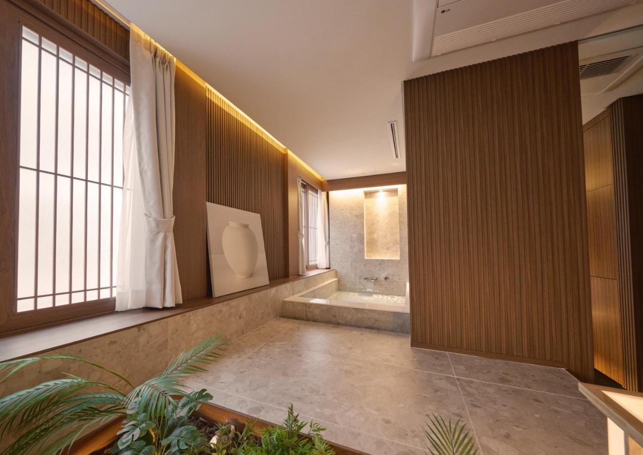 Uh Suite The Myeongdong سيول المظهر الخارجي الصورة